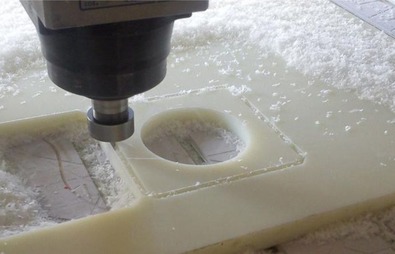 frezernaya-rezka-plastika-pvh.jpg frezernaya-rezka-plastika-pvh.jpg