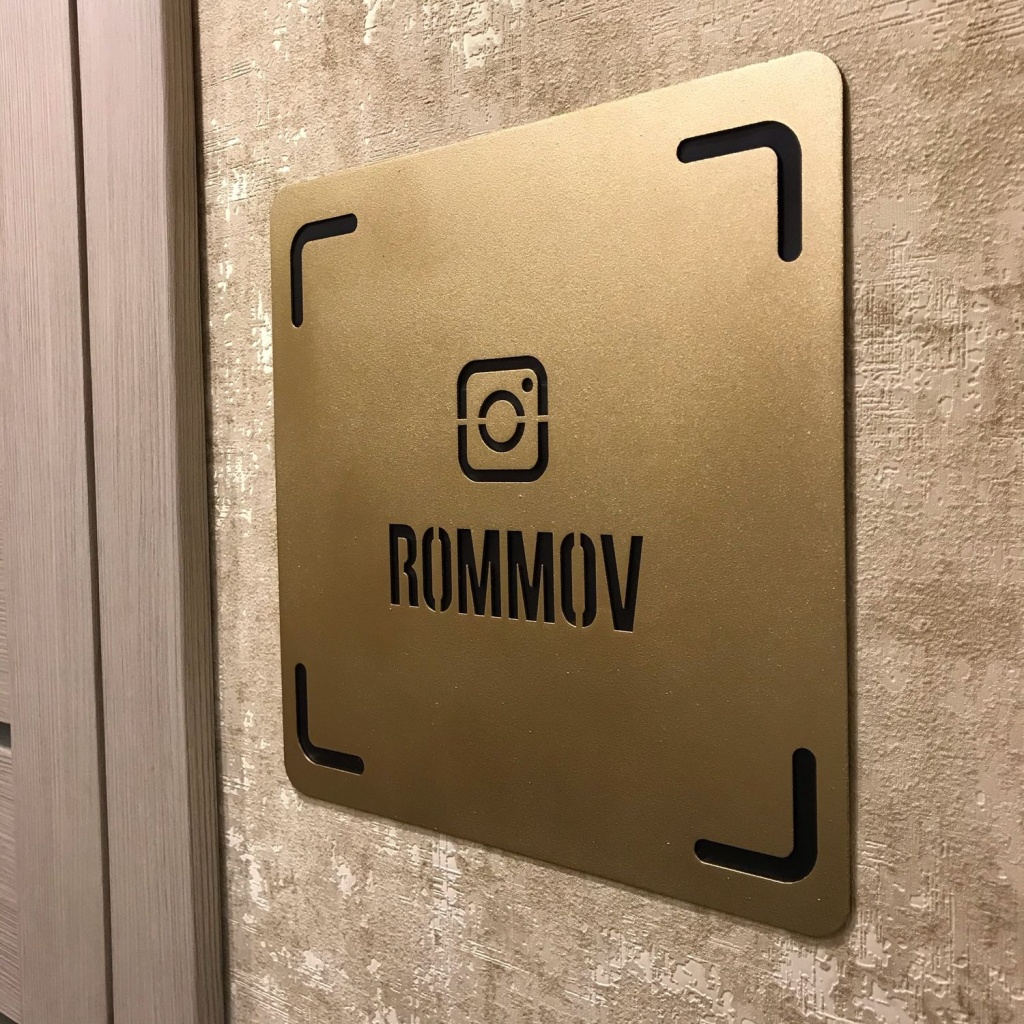 Табличка из латуни be2aa43c06f61b04a736753b0947--dizajn-i-reklama-instagram-vizitka.jpg