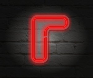 Неоновые буквы