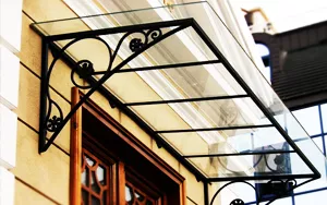 Козырьки из черного металла в Москве Козырьки из черного металла